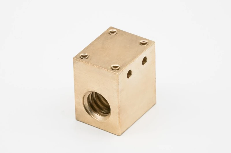 Oil-Free Trapezoidal Nut for Automation